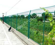 草（cǎo）原隔離柵-草原護欄網-草原圍（wéi）欄網（wǎng）