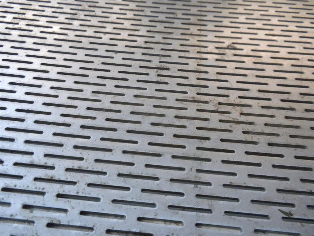 不鏽鋼衝孔網片（piàn）